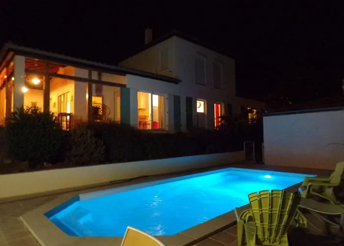 Willa Akwaba By Interhome *